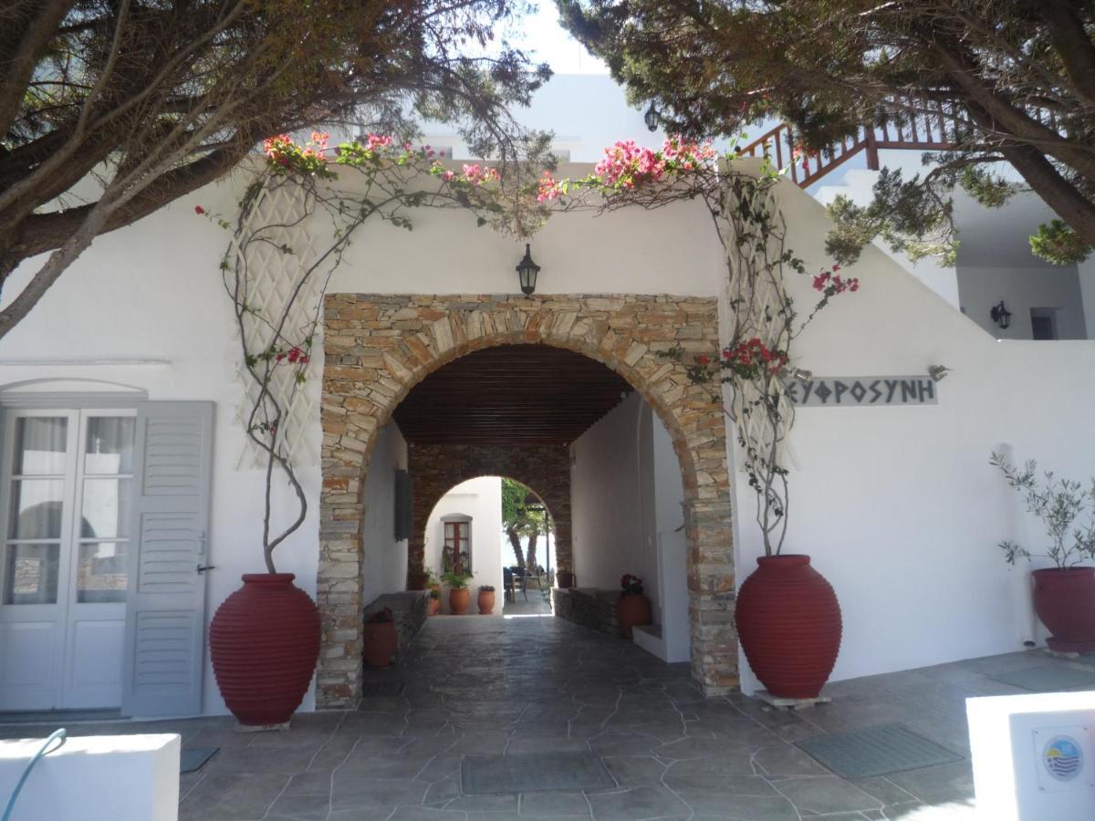 Hotel Efrosini Platis Gialos  Экстерьер фото